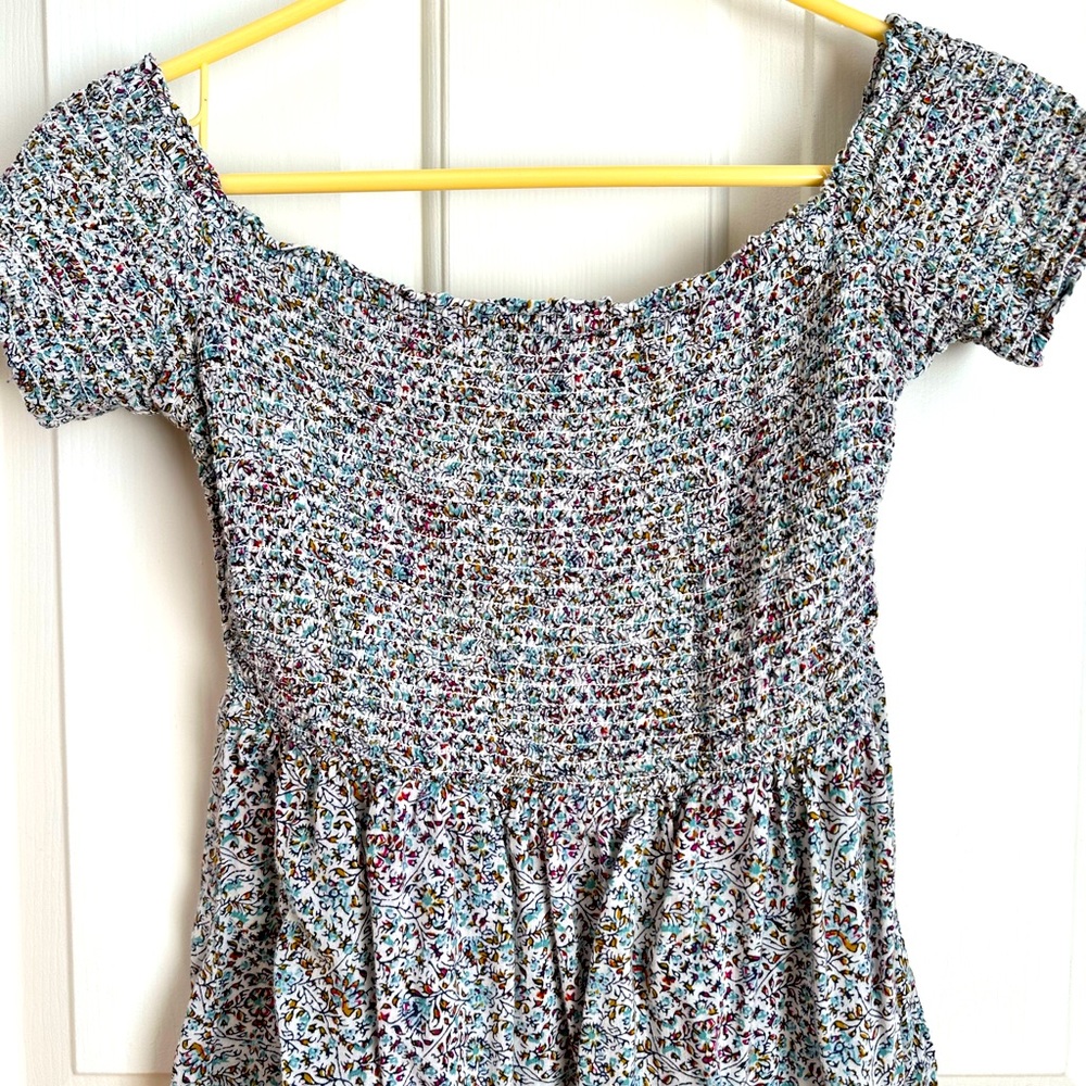 Off the shoulder top, size xs